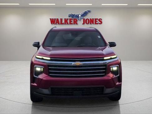 New 2026 Chevrolet Traverse LT image 8