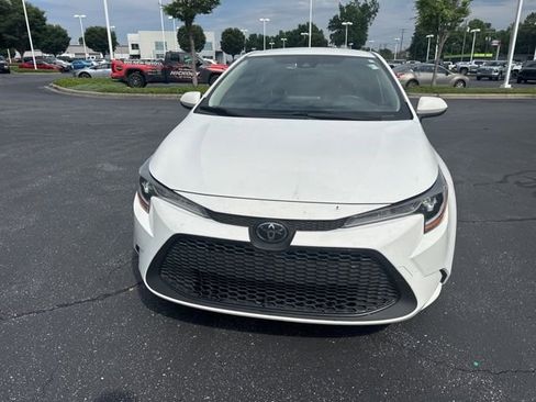 Used 2022 Toyota Corolla LE w/ LE Convenience Package FWD image 10