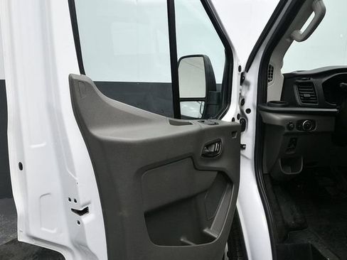 Used 2024 Ford Transit 250 148 Medium Roof image 12