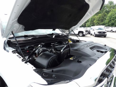 Used 2024 RAM 3500 SLT w/ Quick Order Package 2YG SLT AWD/4WD image 43