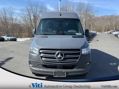 Used 2026 Mercedes-Benz Sprinter 2500 image 3