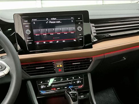 New 2026 Volkswagen Jetta SEL FWD image 7