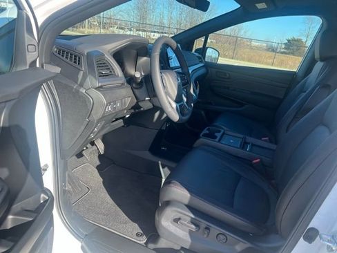 New 2026 Honda Odyssey Sport-L image 12