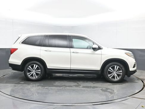 Used 2016 Honda Pilot EX image 11