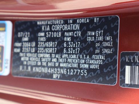 Used 2022 Kia Carnival LX FWD image 27