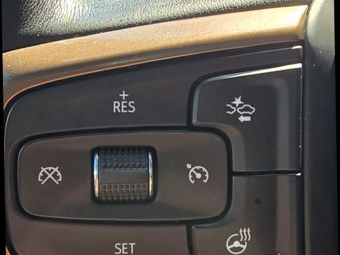 Used 2021 Chevrolet Suburban High Country image 29