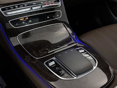 Used 2021 Mercedes-Benz E 350 Sedan w/ Premium Package image 20