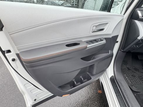 Used 2021 Toyota Sienna XSE image 17