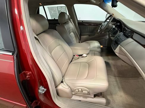 Used 2005 Cadillac De Ville DHS w/ Equipment Group FWD image 13