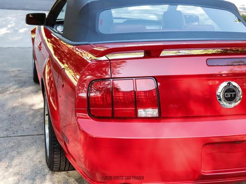 Used 2006 Ford Mustang GT Premium RWD image 84