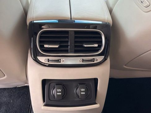 Used 2022 Genesis G90 5.0 Ultimate RWD image 10