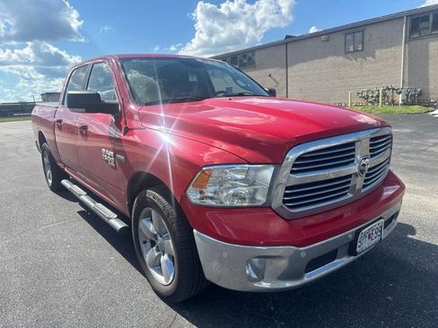 Used 2019 RAM 1500 Big Horn AWD/4WD image 3