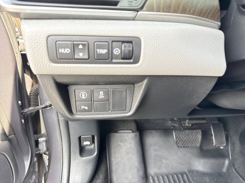 Used 2018 Honda Accord Touring image 26