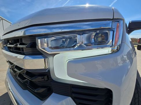 Used 2025 Chevrolet Silverado 1500 LT image 30