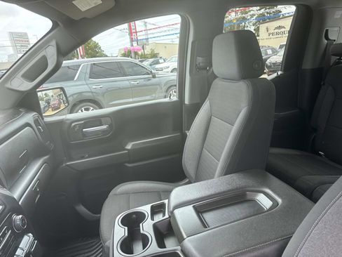 Used 2024 Chevrolet Silverado 1500 Custom image 15