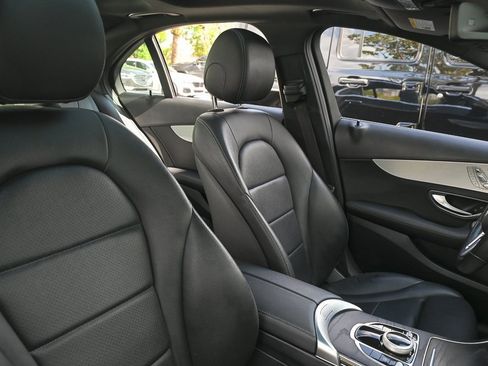 Used 2020 Mercedes-Benz C 300 Sedan image 18