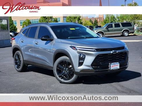 Used 2025 Chevrolet Trax ACTIV w/ Driver Confidence Package FWD image 1