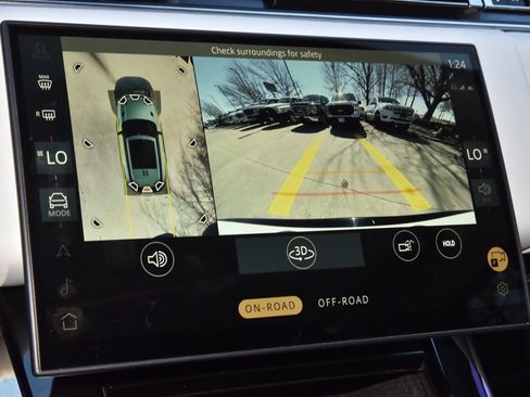 Used 2024 Land Rover Range Rover Sport Dynamic SE image 28