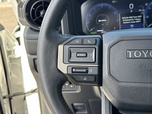 Used 2024 Toyota Land Cruiser image 30