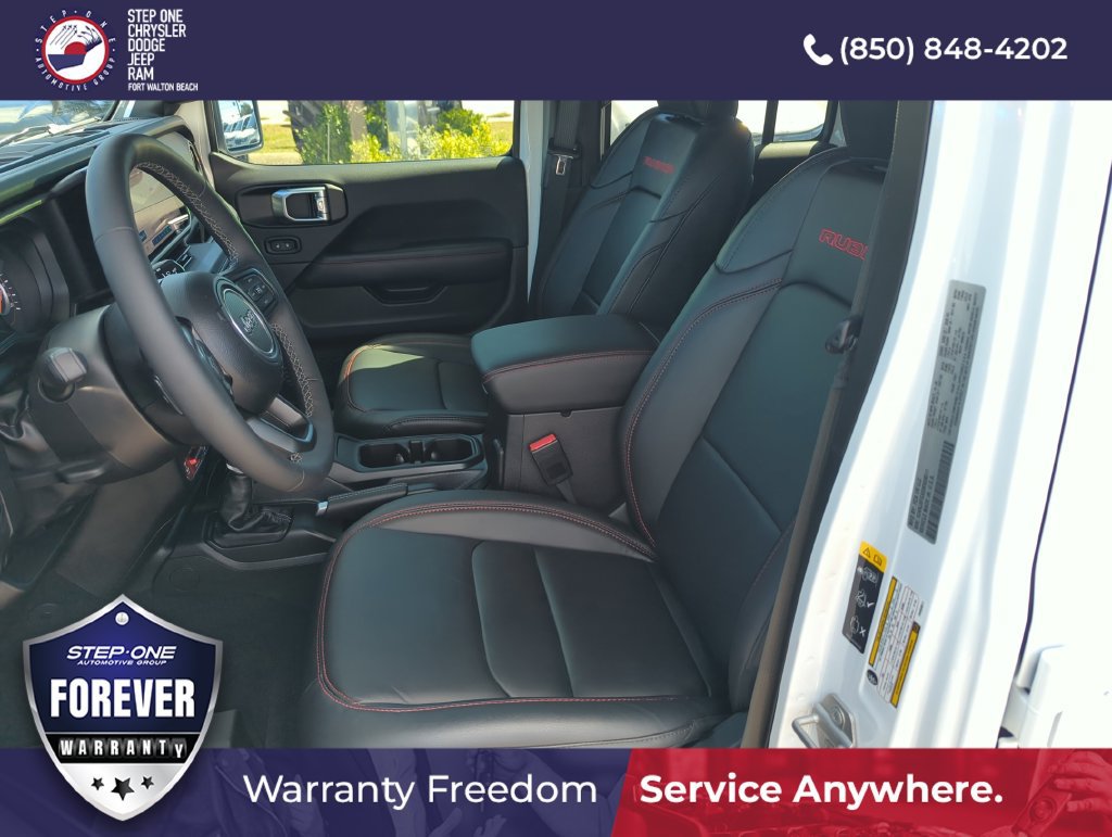 Used 2025 Jeep Wrangler Unlimited Rubicon AWD/4WD image 11