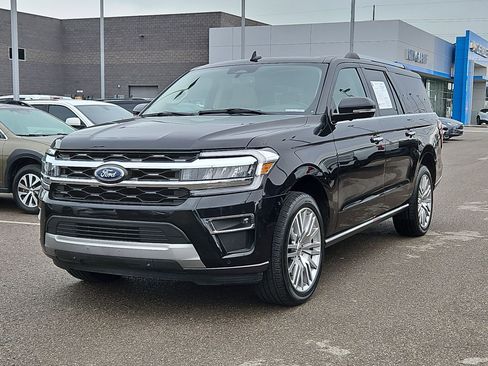 Used 2024 Ford Expedition Max Limited image 8