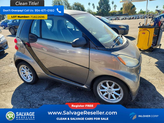Used 2011 smart fortwo Coupe RWD image 5
