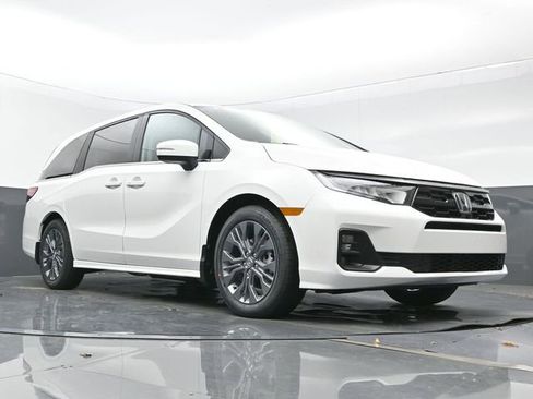 New 2026 Honda Odyssey Touring image 26