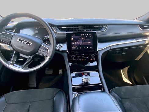 Used 2023 Jeep Grand Cherokee L Laredo AWD/4WD image 14