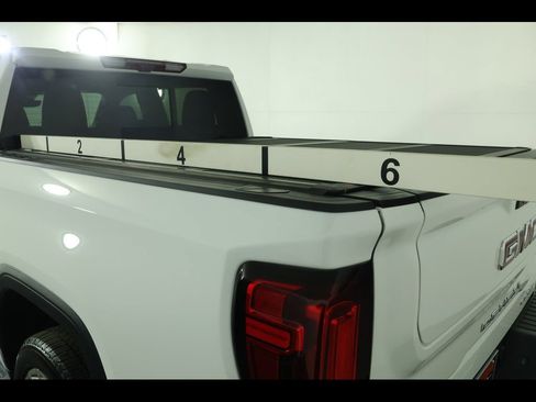 Used 2024 GMC Sierra 1500 Denali w/ Technology Package AWD/4WD image 20