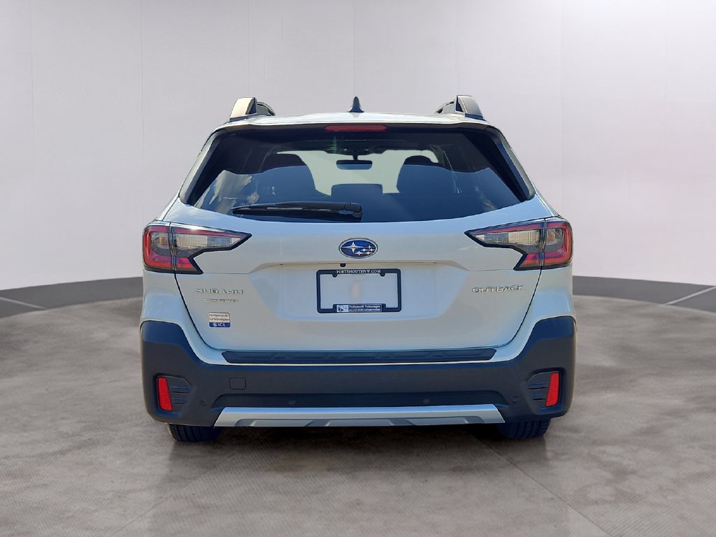 Used 2022 Subaru Outback Limited AWD/4WD image 5