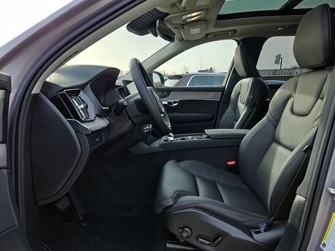 New 2026 Volvo XC90 B6 Ultra w/ Protection Package Premier AWD/4WD image 11