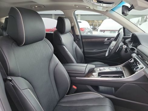 Used 2022 Genesis GV80 2.5T w/ Prestige Package 04 image 20