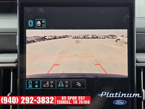Used 2025 GMC Yukon Denali AWD/4WD image 19