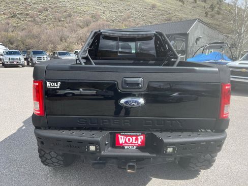 Used 2016 Ford F250 Lariat w/ Chrome Package AWD/4WD image 4