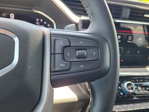Used 2025 GMC Sierra 1500 Denali w/ Denali Reserve Package AWD/4WD image 25