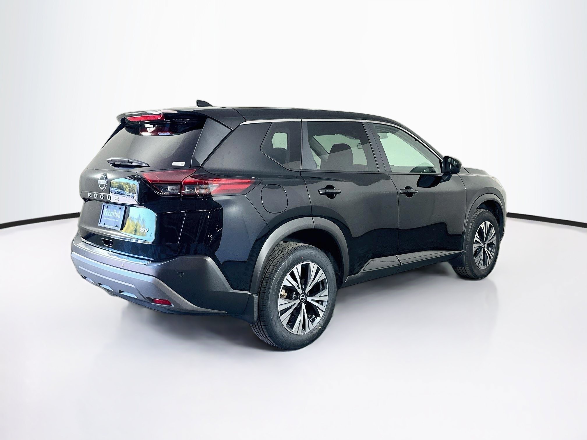 Used 2023 Nissan Rogue SV FWD image 9
