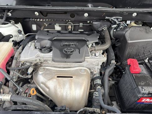 Used 2017 Toyota RAV4 Limited image 11