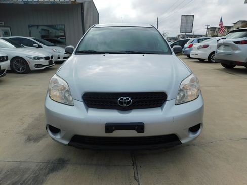 Used 2005 Toyota Matrix 4dr Wgn Auto FWD image 2