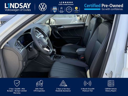 Certified 2022 Volkswagen Tiguan SE w/ Panoramic Sunroof Package image 11