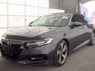 Used 2018 Honda Accord Touring video 1