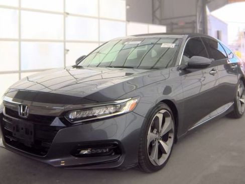 Used 2018 Honda Accord Touring image 1