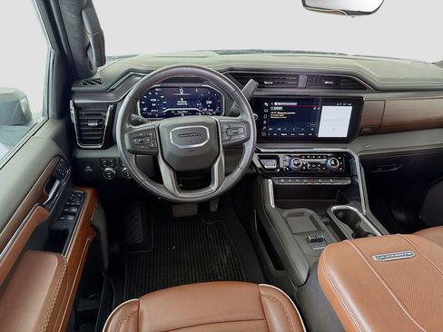 Used 2024 GMC Sierra 2500 Denali Ultimate AWD/4WD image 27