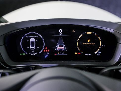 New 2026 Porsche Cayenne GTS AWD/4WD image 15