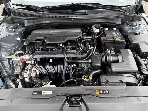 Used 2024 Hyundai Elantra SEL FWD image 27