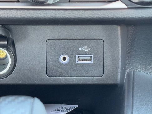 Certified 2025 Nissan Versa SV image 26