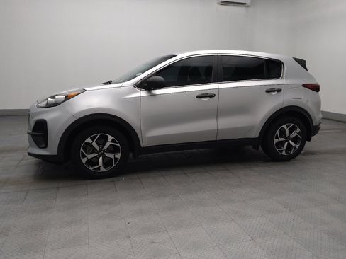 Used 2022 Kia Sportage LX FWD image 2