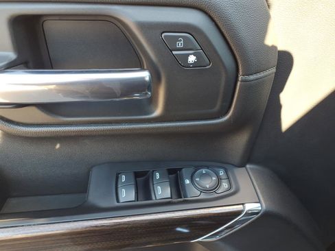 Used 2019 Chevrolet Silverado 1500 LT w/ All-Star Edition image 13