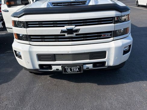 Used 2017 Chevrolet Silverado 2500 LTZ w/ Duramax Plus Package image 2