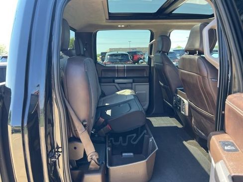 Used 2019 Ford F150 Limited image 30