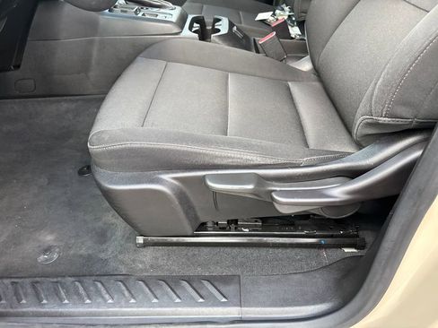 Used 2023 Chevrolet Colorado W/T image 20